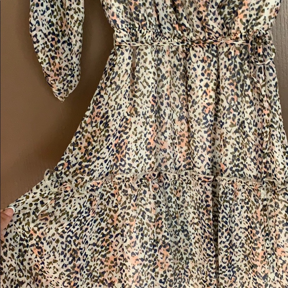 Dress - Picture 2 of 8